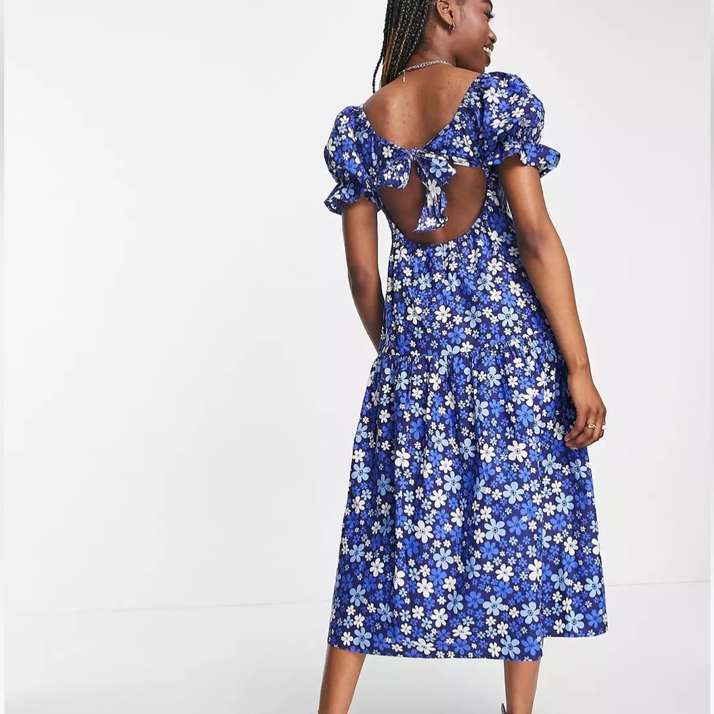 ASOS Influence puff sleeve midi dress in blue floral - Picture 2 of 5